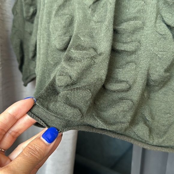 Prada Wool and Silk Blend Lightweight Avant-garde Sweater - US 4 or EU 40 - Picture 11 of 15